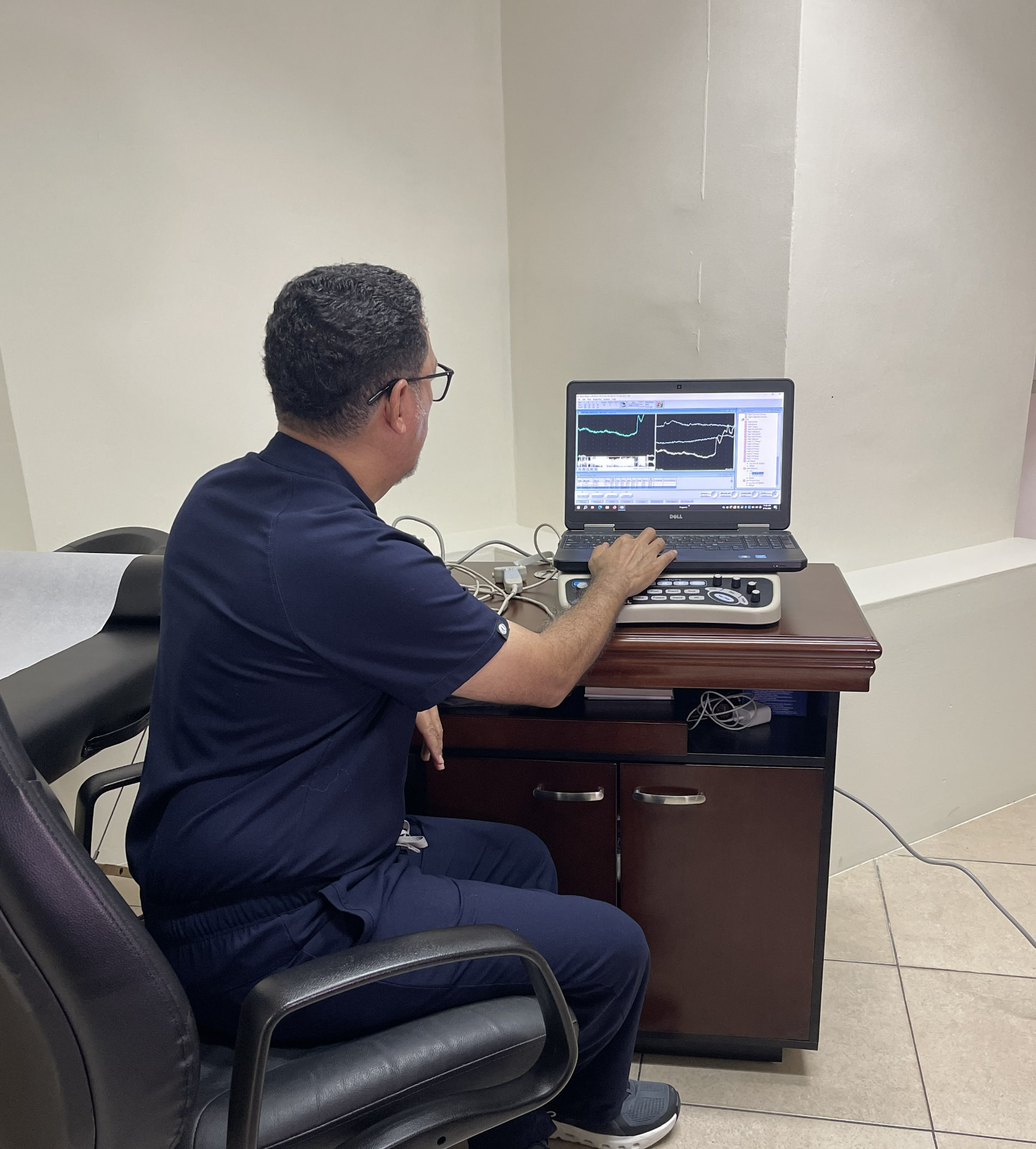 Seguridad del paciente: qué significa una alerta de neuromonitoreo
